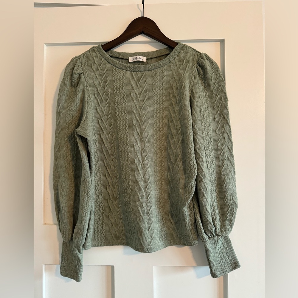 Women’s Boutique Blouse. Size M